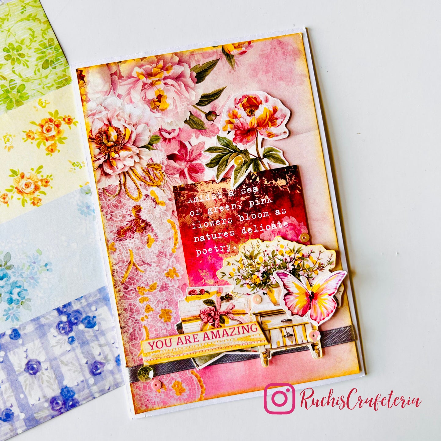 🌸 Floral Greeting Card – “You Are Amazing”