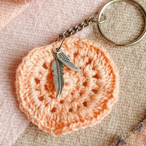 Crochet Pretty Peach Keychain