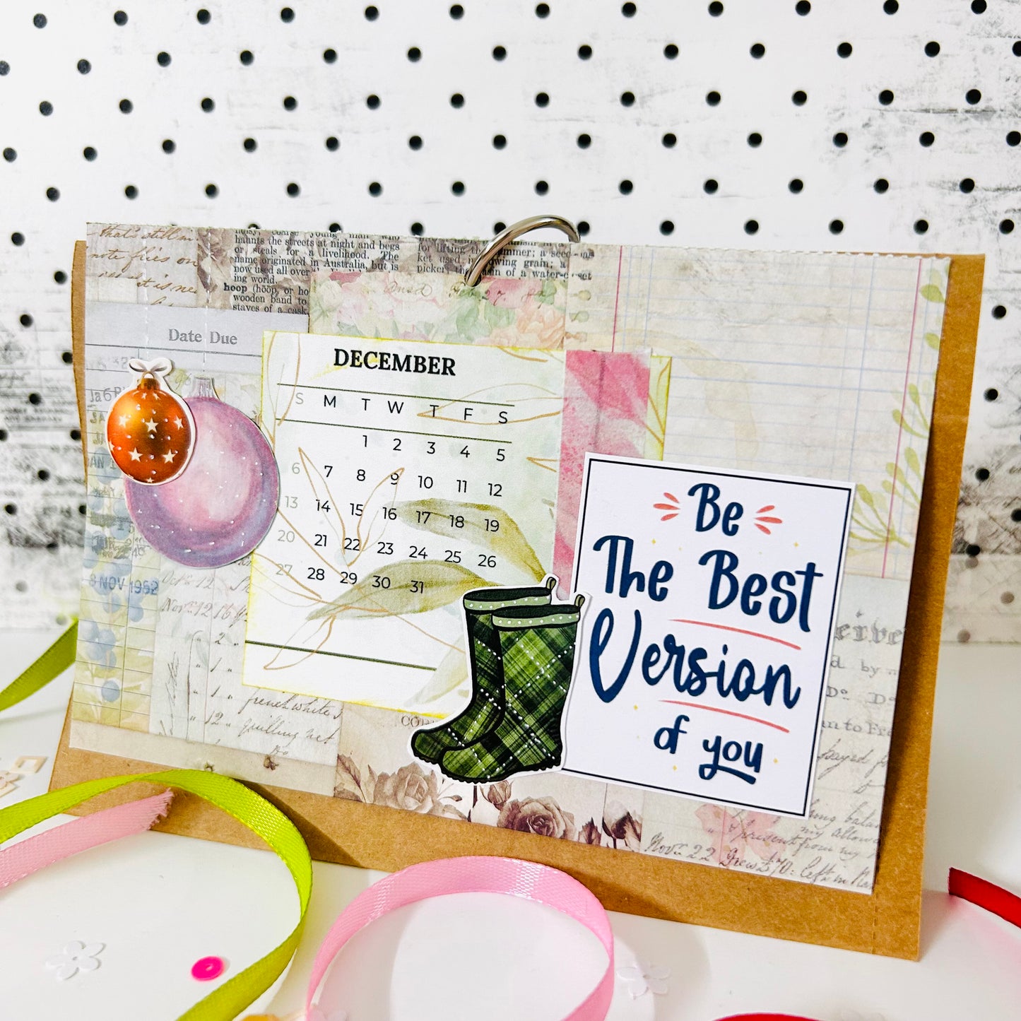 ποΈ Floral Desk Calendar 2026