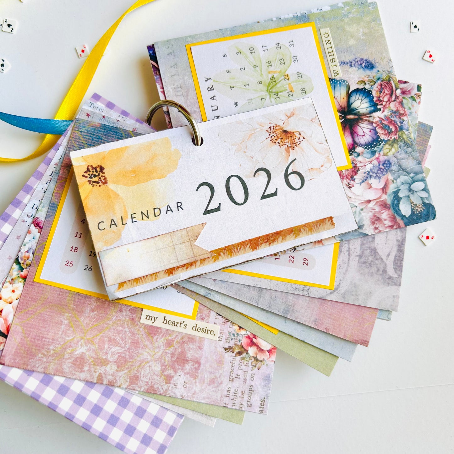 ๐ธ Flourish Desk Calendar 2026