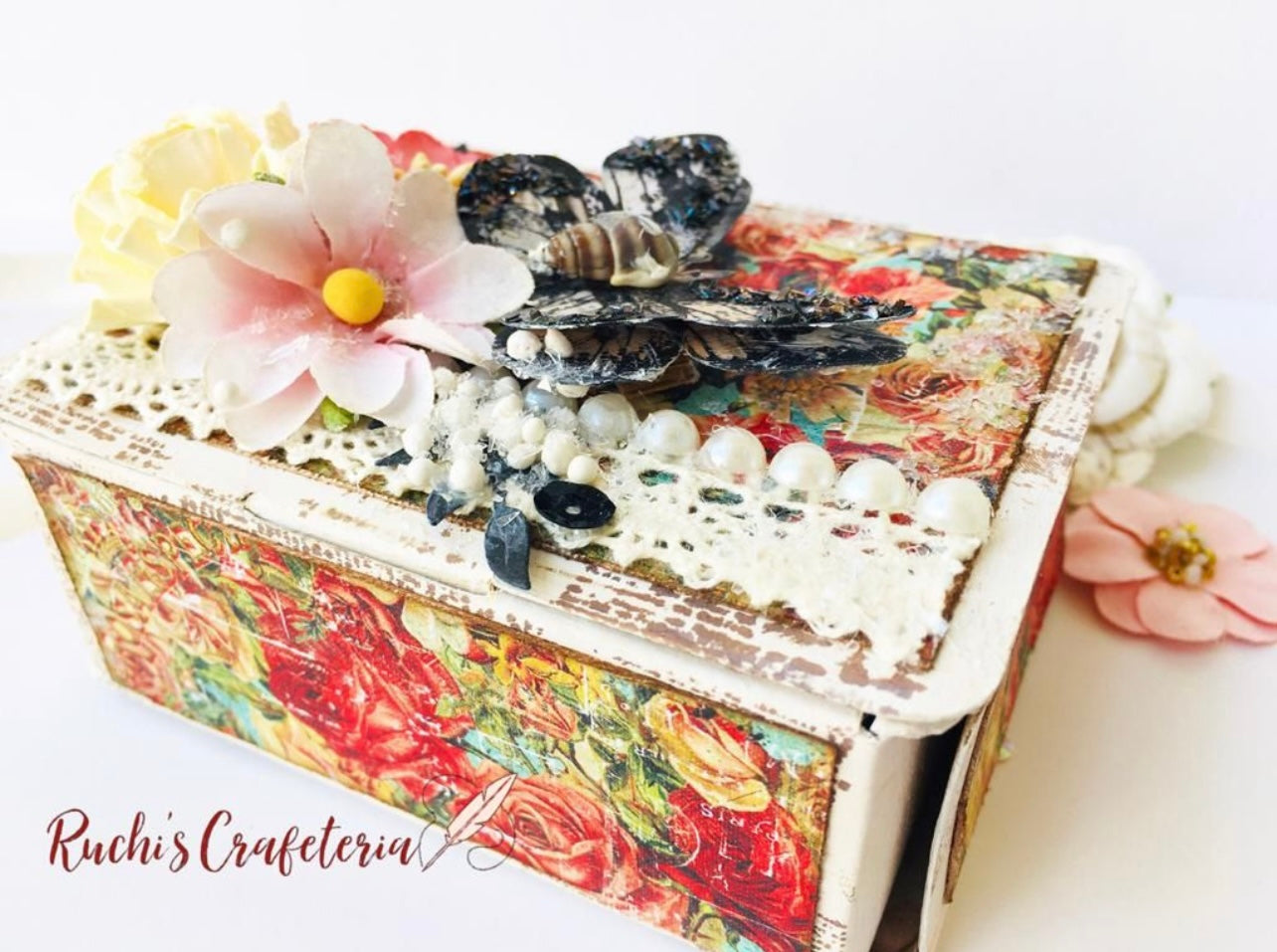 ✨ Artful Treasures: Handmade Gifts