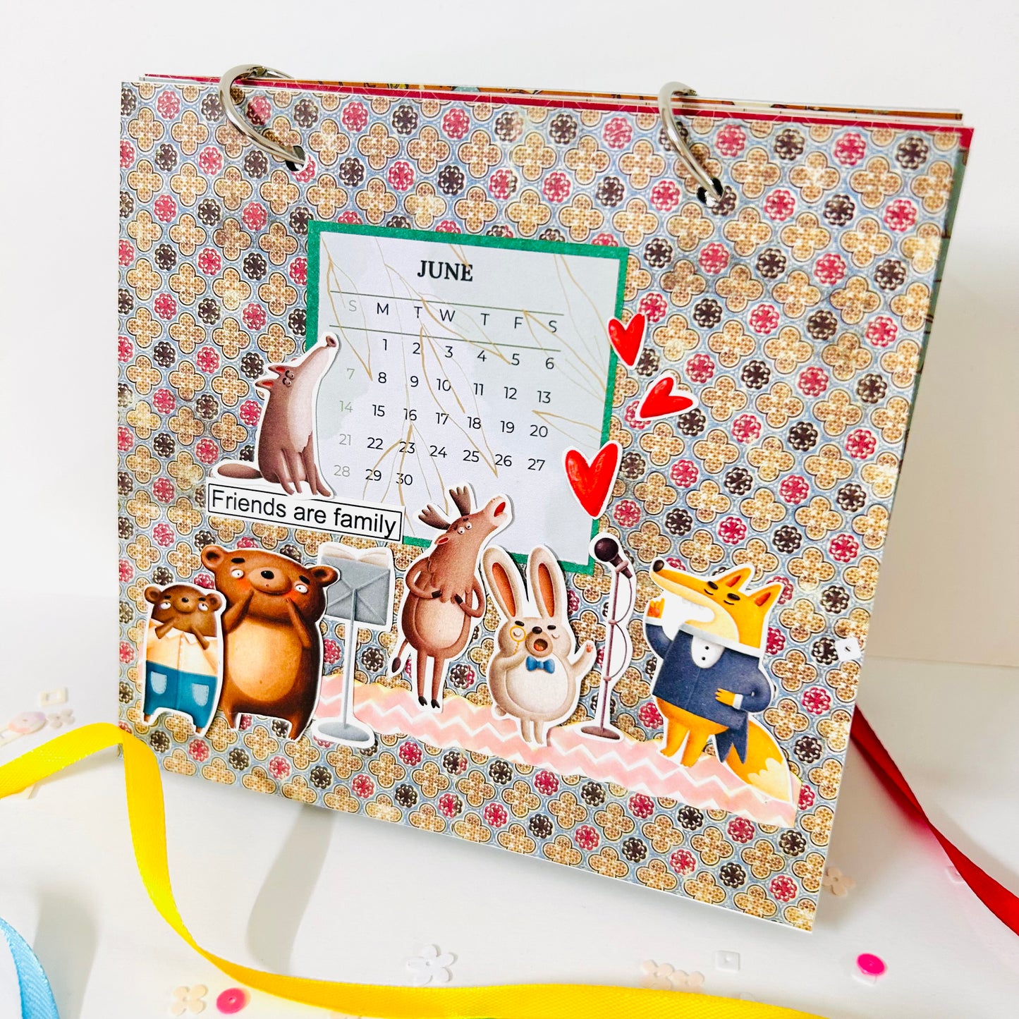 🗓️ Cheerful Desk Calendar 2026