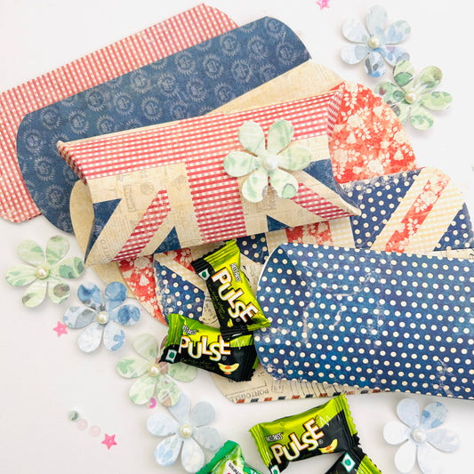Pillow Gift Boxes – Blue & Red -Set of 8 🎁✨