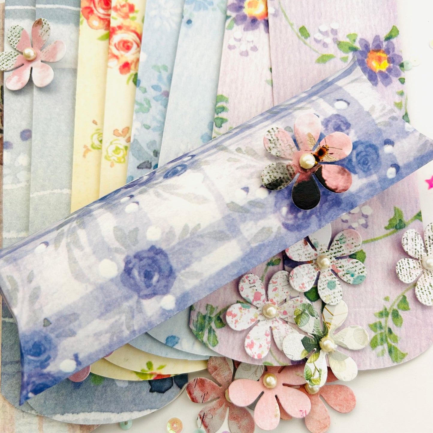 Pillow Gift Boxes – Floral Set of 10 🎁✨