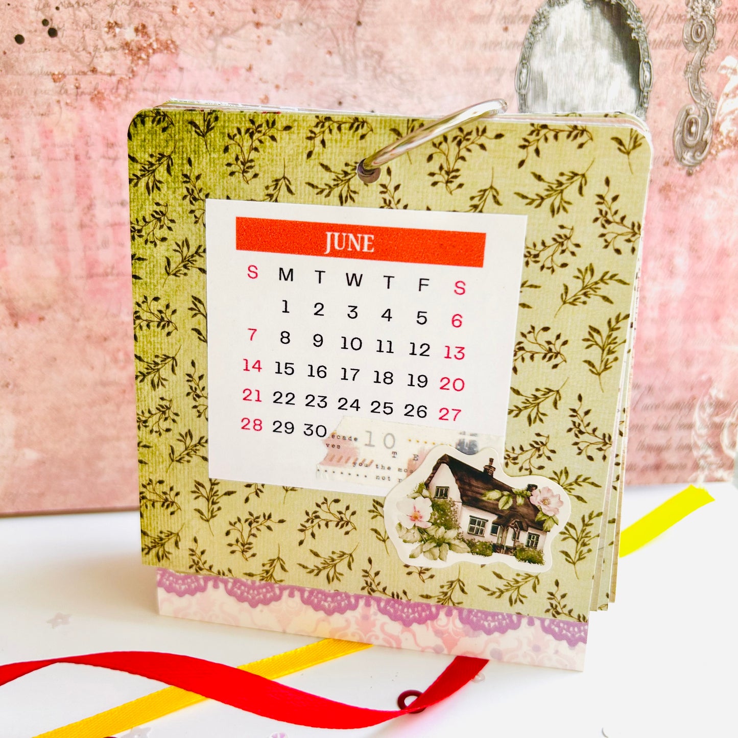 Floral Desk Calendar 2026