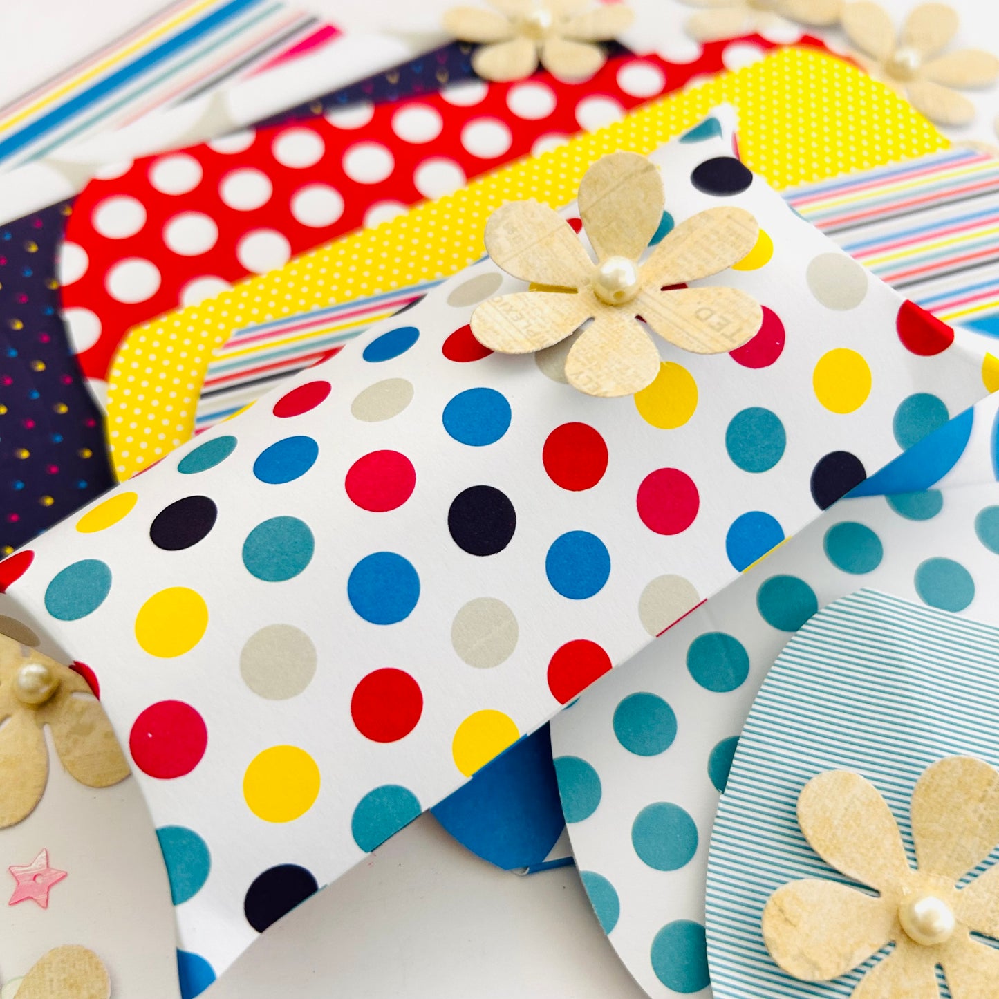 Pillow Gift Boxes – Polka Dots Set of 10 🎁✨