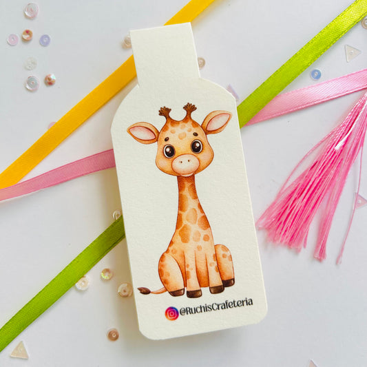 🦒 Magnetic Bookmark – 'Peach' the Gentle Giraffe