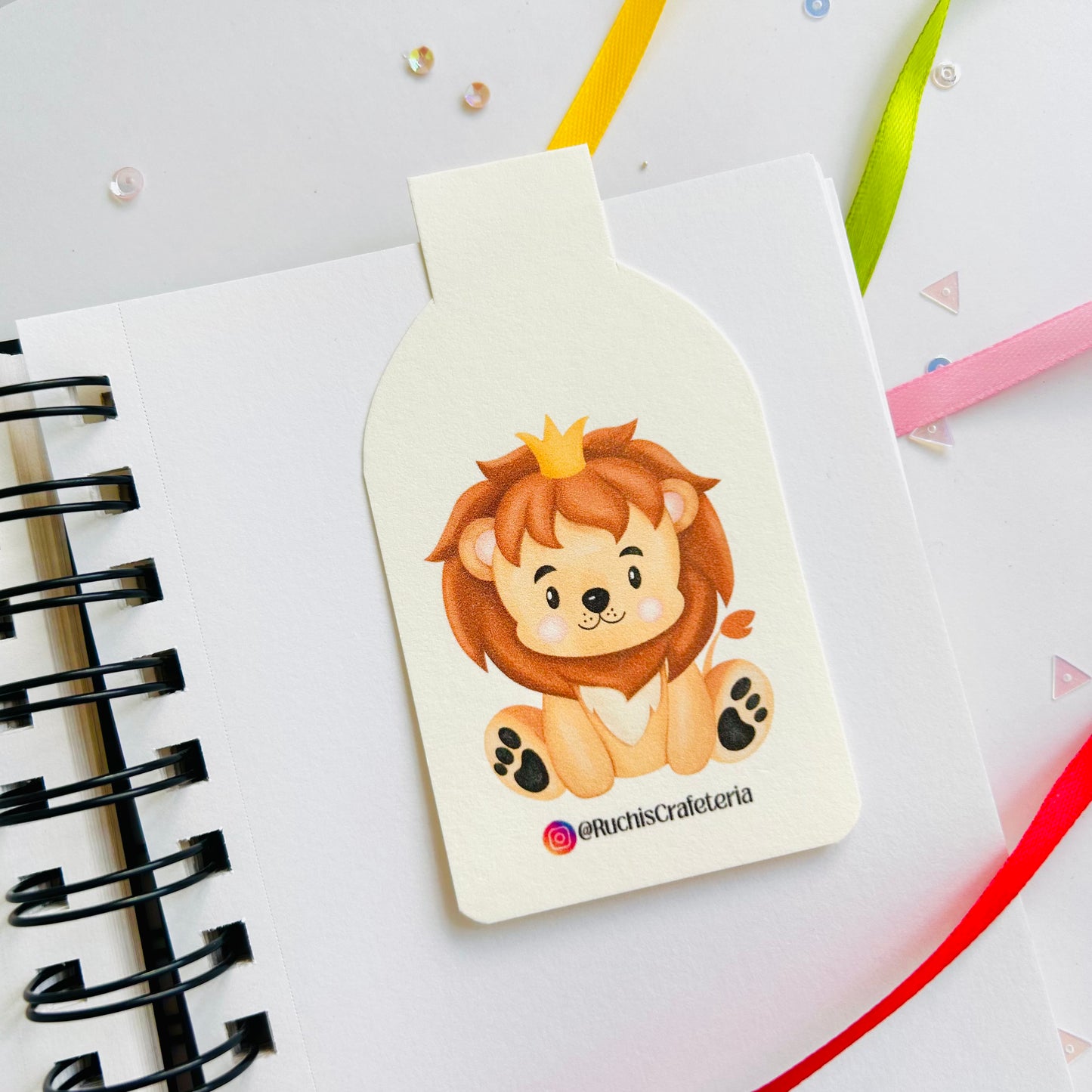 🦁 Magnetic Bookmark – 'Caramel' the Little Lion