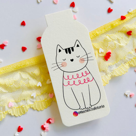 🍓🐱 Magnetic Bookmark – 'Strawberry' the Sweet White Cat