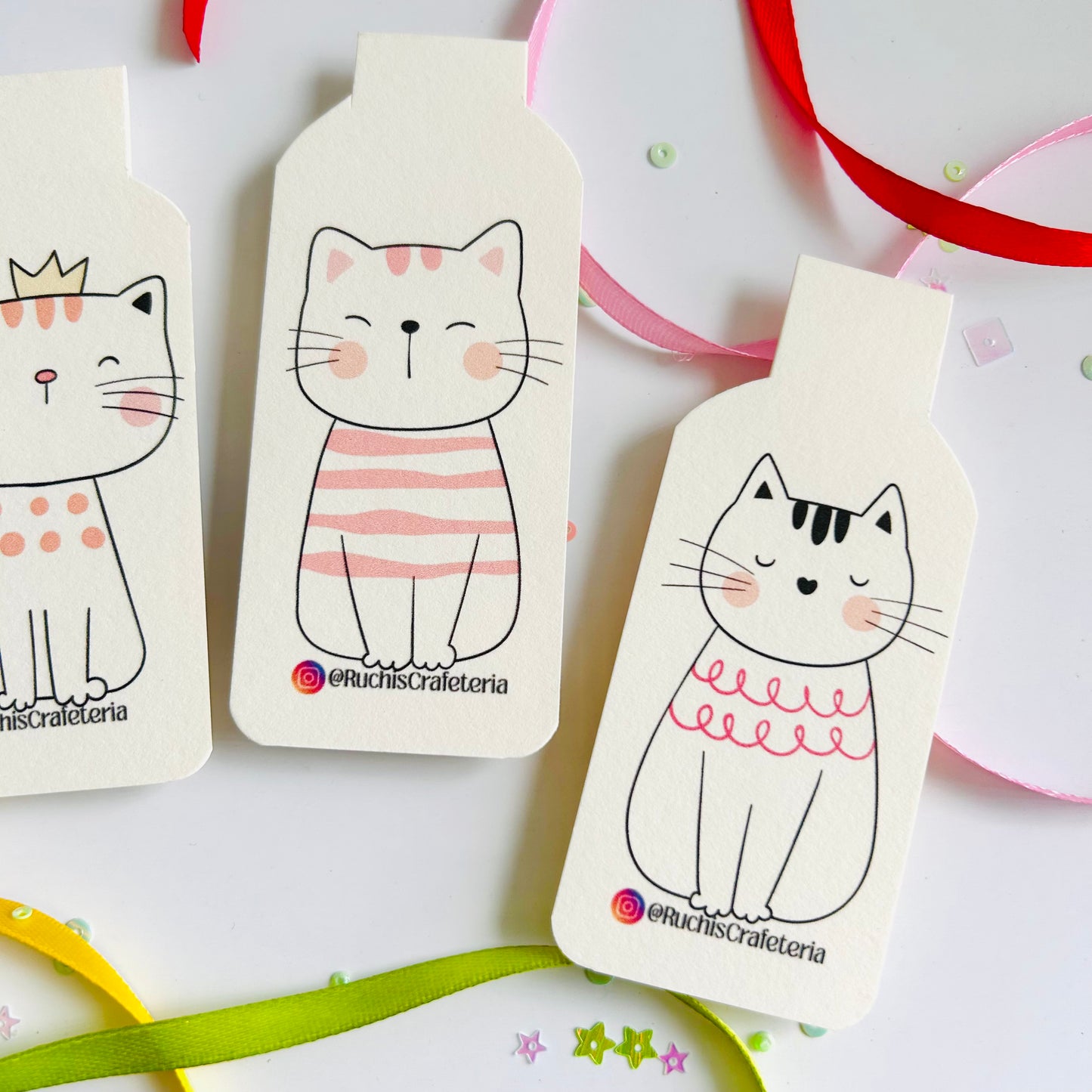 🧶“Sweater Whiskers” – Cozy Cats Set of 4 Magnetic Bookmarks