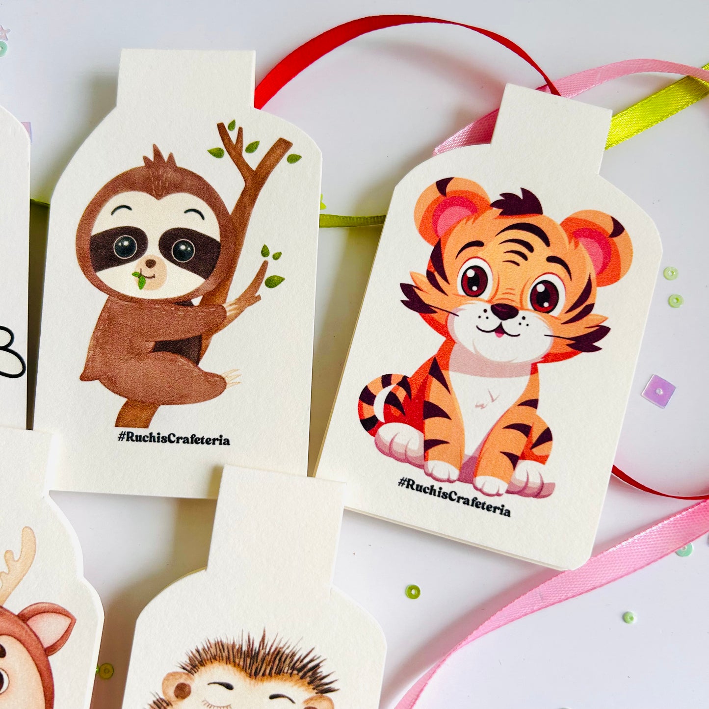 🌟 “Cozy Critter Club” – Set of 5 Magnetic Bookmarks