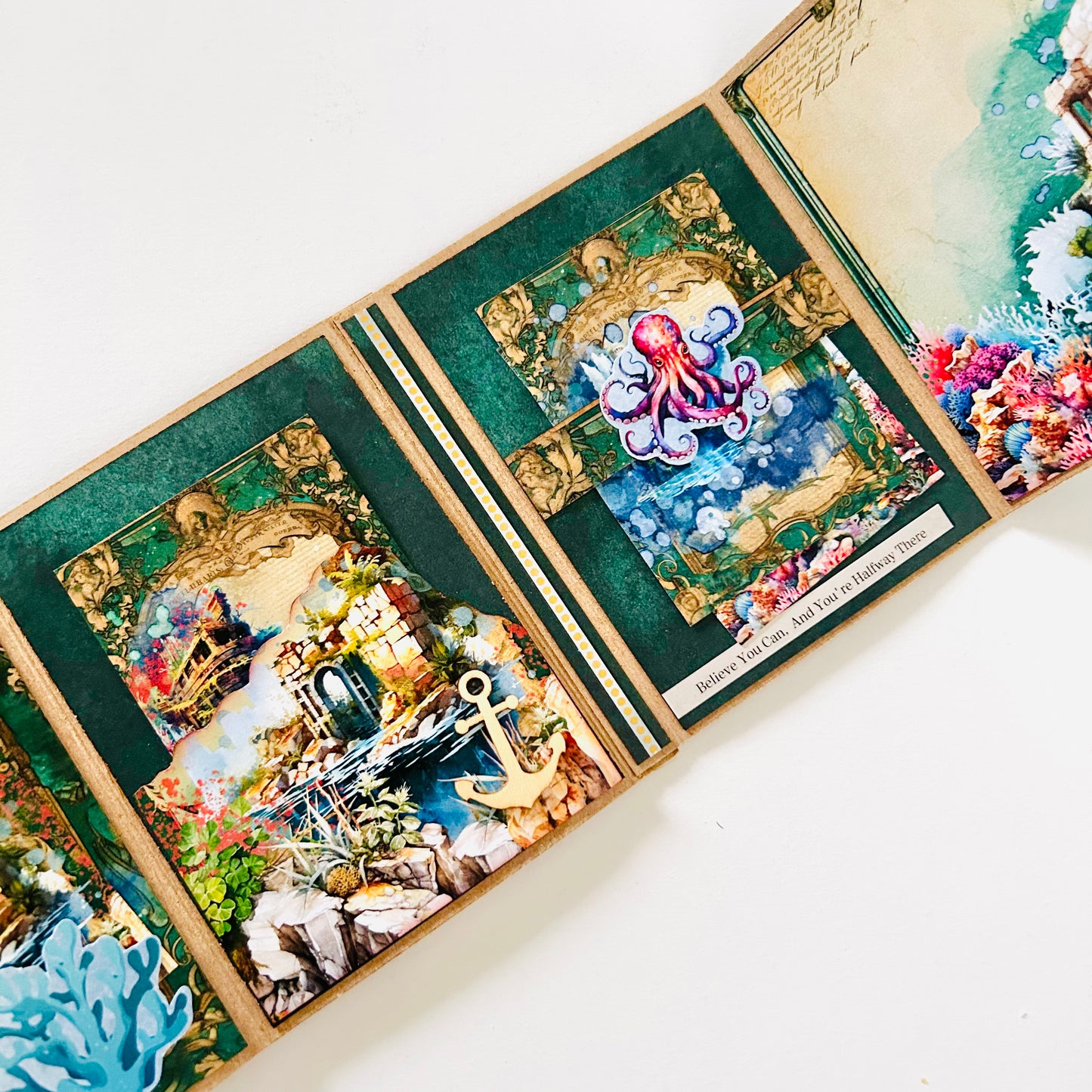 🌊🐠 Explore – Handcrafted Ocean-Themed Mini Album