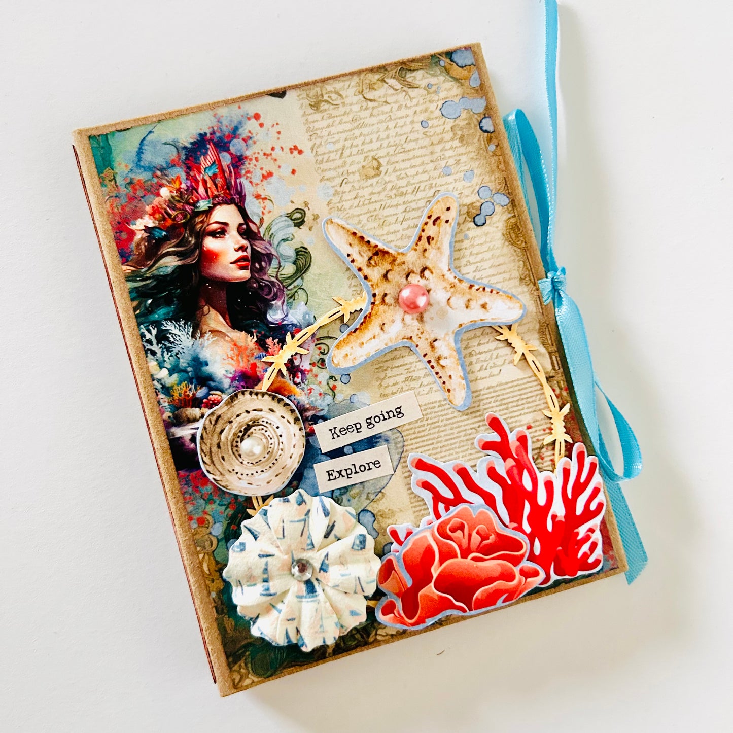 🌊🐠 Explore – Handcrafted Ocean-Themed Mini Album