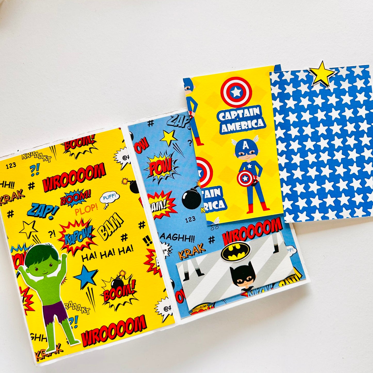 🦸♂️ Super Hero – Handcrafted Photo Album