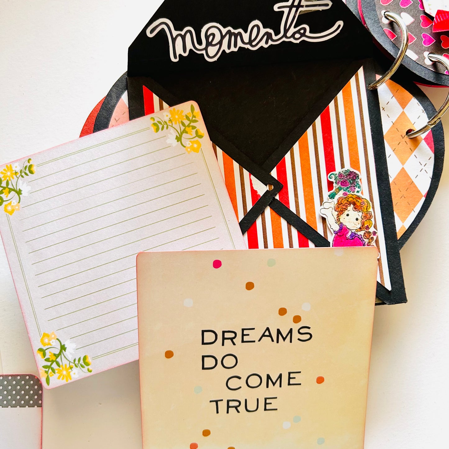 ❤️ Heart‑Shaped Chipboard Album – “Memories of Love”